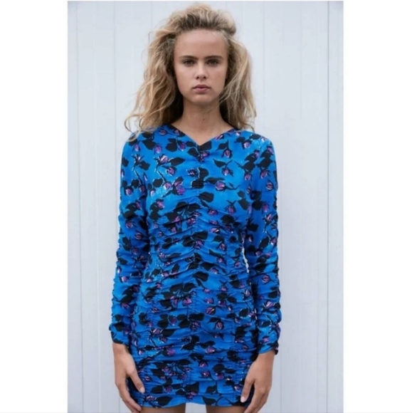 Zara Dresses & Skirts - Zara Floral Ruched Long Sleeve Mini Dress